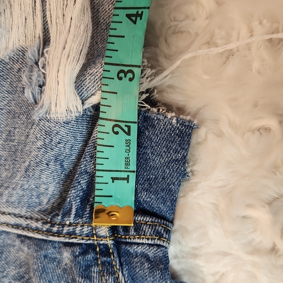 Forever 21 Distressed Cut-off Shorts - Picture 7 of 9